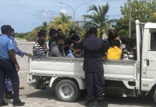 ބޮޑުފިނޮޅުގެ ހަމަނުޖެހުންތަކަށް ފަހު ހައްޔަރު ކުރި ބިދޭސީން