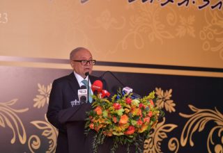 އެމްއެމްއާރްގެ އިންތިޤާލީ ރައީސް މައުމޫން ޢަބްދުލްޤައްޔޫމް. ފޮޓޯ: އެމްއާރްއެމް