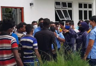 ހުޅުމާލޭގައި މުސާރައިގެ މައްސަލައިގައި ބިދޭސީން ކުރި މުޒާހަރާގެ ތެރެއިން