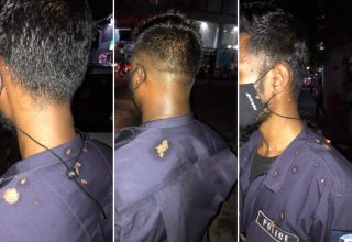 އެއްވުން ހުއްޓުވުމުގައި ހަރަކާތްތެރިވި ދެ ފުލުހެއްގެ ގަޔަށް މުޒާހަރާގެ ބައިވެރިއެއް ހައްޕުނޑު ޖެހި މައްސަލައެއް!