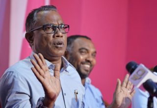 ފޮޓޯ: ސަން