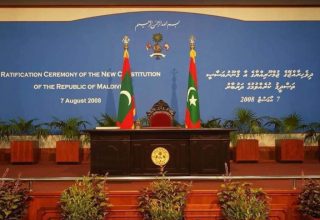 ގާނޫނުއަސާސީ ތަސްދީގް ކުރުމުގެރަސްމީއްޔާތުގެ ތެރެއިން: ފައިލް ފޮޓޯ