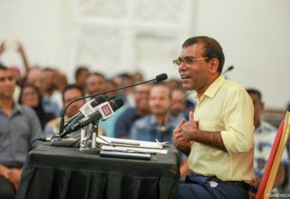 ރައްޔިތުންގެ މަޖިލީހުގެ ރައީސް އަދި ކުރީގެ ރައީސް މުހައްމަދު ނަޝީދު/ ފޮޓޯ: ޕީއެސްއެމް