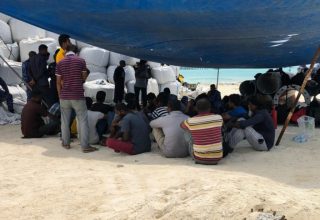 ބޮޑުފިނޮޅު އިން ހައްޔަރު ކުރި ބިދޭސީން ވަނީ ދޫކޮށްލާފައި/ ބިދޭސީން އަދިވެސް އިމިގްރޭޝަންގެ ބެލުމުގެ ދަށުގައި
