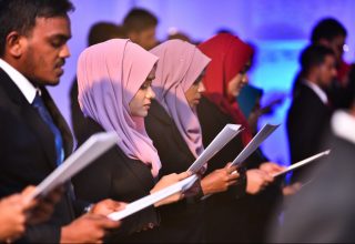 ވަކީލުންތަކެއް ހުވާ ކުރަނީ: ފޮޓޯ: މިހާރު