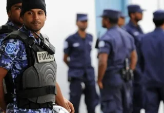 ފުލުހުން