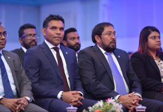 ނައިބު ރައީސް ފައިސަލް ނަސީމް އާއި ޖޭޕީގެ ލީޑަރު ޤާސިމް އިބްރާހމް