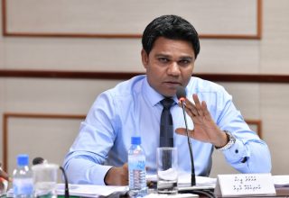 ރައްޔިތުންގެ މަޖިލީހުގެ ކެނދިކުޅުދޫ ދާއިރާގެ ކުރީގެ މެމްބަރު އަހުމަދު އީސަ