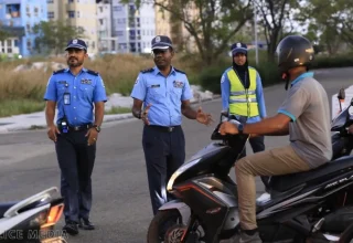 ފުލުހުންގެ މަސައްކަތުގެ ތެރެއިން.