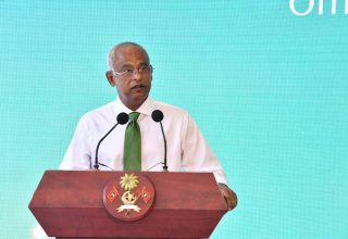 ރައީސުލްޖުމްހޫރިއްޔާ އިބްރާހިމް މުހައްމަދު ސާލިޙް: ފޮޓޯ ރައީސް އޮފީސް