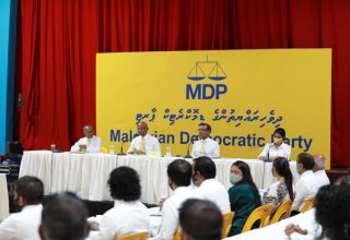 އެމްޑީޕީގެ ގައުމީ މަޖިލީހުގެ ބައްދަލުވުމެއްގެ ތެރެއިން/ ފޮޓޯ: އެމްޑީޕީ
