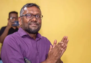 އިގްތިސާދީ ވަޒީރު ފައްޔާޒް އިސްމާއީލް.