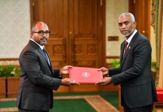 ހޯމްލޭންޑް ސެކިއުރިޓީ އެންޑް ޓެކޮނޮލޮޖީ ވަޒީރު އަލީ އިހުސާން.