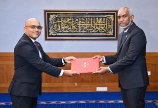 މޯލްޑިވްސް އިންލަންޑް ރެވެނިއު އޮތޯރިޓީގެ ކޮމިޝަނަރ ޖެނެރަލް އޮފް ޓެކްސޭޝަންގެ މަޤާމަށް ރައީސުލްޖުމްހޫރިއްޔާ މިއަދު ބޭފުޅަކު ޢައްޔަން ކުރެއްވުން.