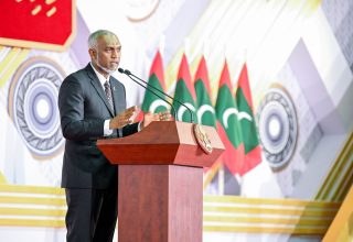 ރައީސް ޑރ މުއިއްޒު: ފޮޓޯ/ ރައީސް އޮފީސް