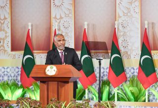 ދިވެހިރާއްޖެ އިސްލާމްވި ދުވަހުގެ މުނާސަބަތު ފާހަގަކުރުމަށް ދަރުބާރުގޭގައި ބޭއްވި ރަސްމީ ޖަލްސާ.
