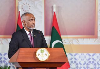 ރައީސް ޑރ މުހައްމަދު މުއިއްޒު: ފޮޓޯ/ ރައީސް އޮފީސް