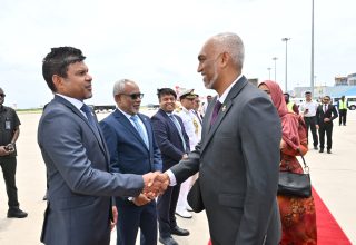 ރައީސް އިންޑިއާއަށް ކުރައްވާ ފަތުރުފުޅު