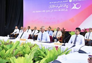 "ދިވެހިރާއްޖޭގެ 20 އަހަރުގެ ޤައުމީ ތަރައްޤީގެ ޕްލޭން" ގެ މަޝްވަރާތައް އިފްތިތާޙުކުރުމުގެ ރަސްމިއްޔާތުގެ ތެރެއިން/ ފޮޓޯ: ރައީސް އޮފީސް
