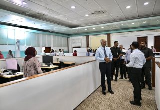 381608_f566e271-2_