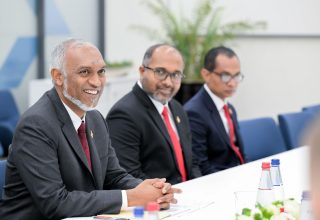 އެސްޓޯނިއާގެ މިނިސްޓަރ އޮފް ކްލައިމެޓް، ރައީސުލްޖުމްހޫރިއްޔާގެ އަރިހަށް އިޙުތިރާމުގެ ޒިޔާރަތެއް ކުރެއްވުން / ފޮޓޯ: ރައީސް އޮފީސް