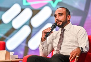 ކުރީގެ ޔޫތު މިނިސްޓަރ އިބްރާހިމް ވަހީދު (އަސްވާޑް) -- ފޮޓޯ: ރައީސް އޮފީސް