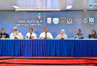 ހޯމް ސެކްޓާގެ އިދާރާތަކުން ބޭއްވި ނޫސްވެރިންގެ ބައްދަލުވު/ ފޮޓޯ: މިހާރު