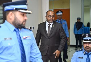 ހޯމް މިނިސްޓަރ އަލީ އިހުސާން