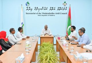 ނާލާފުށީ ކައުންސިލާއިއެކު ކުރިއަށް ގެންދިޔަ ބައްދަލުވުން: ފޮޓޯ/ ރައީސް އޮފީސް