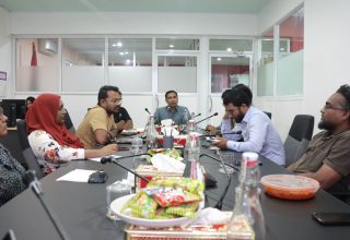 މޯލްޑިވްސް މީޑިއާ ކައުންސިލްގެ މެމްބަރުން/ ފޮޓޯ: އެމްއެމްސީ