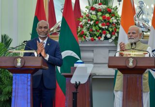 ރައީސް މުއިއްޒު އިންޑިއާ އަށް ކުރެއްވި ފުރަމާނަ ދަތުރުފުޅުގައި އެ ގައުމުގެ ބޮޑުވަޒީރު މޯދީއާ އެކު/ ފޮޓޯ: ރައީސް އޮފީސް