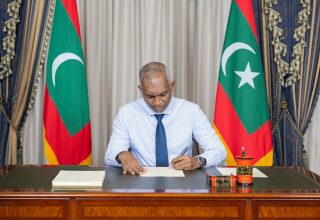 ރައީސުލްޖުމްހޫރިއްޔާ ޑރ މުހައްމަދު މުއިއްޒު