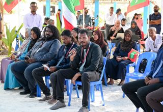 ރައީސުލްޖުމްހޫރިއްޔާ، އދ. ދިއްދޫ ރަށު ކައުންސިލް، އ.ތ.މ. ކޮމިޓީ އަދި ރައްޔިތުންނާ ބައްދަލުކުރުން ރަސްމިއްޔާތުގެ ތެރެއިން/ ފޮޓޯ: ރައީސް އޮފީސް
