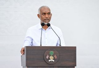 ރައީސުލްޖުމްހޫރިއްޔާ، ށ. ފޭދޫ ރައްޔިތުންނާ ބައްދަލުކުރެއްވުން/ ފޮޓޯ: ރައީސް އޮފީސް