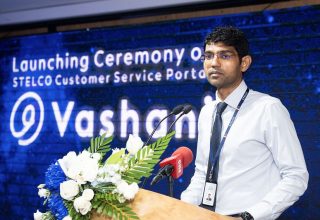 ޑރ. އަލީ އަޒްވަރު ސްޓެލްކޯގެ މެނޭޖިން ޑިރެކްޓަރަކަށް އައްޔަނު ކުރުން/ ފޮޓޯ: ސްޓެލްކޯ