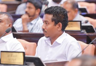 ރައްޔިތުންގެ މަޖިލީހުގެ ފުނަދޫ ދާއިރާގެ މެމްބަރު މުހައްމަދު މަމްދޫހު/ ފޮޓޯ: މަޖިލިސް