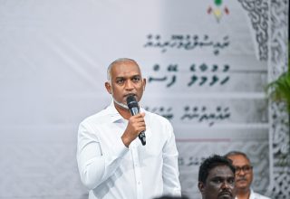 ރައީސުލްޖުމްހޫރިއްޔާ ޑރ. މުހައްމަދު މުއިއްޒު: ފޮޓޯ ރައީސް އޮފީސް