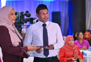 ނުކުޅެދުންތެރިކަން ހުންނަ ފަރާތްތައް ޝާމިލްކުރުމުގެ ޤައުމީ މަގުޗާޓު އިފްތިތާހު ކުރުން/ ފޮޓޯ: ރައީސް އޮފީސް