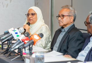 ކުރީގެ ބަންޑާރަ ނައިބު އާއިޝަތު އާޒިމާ ޝަކޫރު