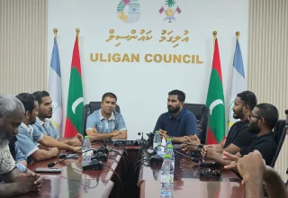 އުލިގަމުގައި އެޅުމަށް ހަމަޖެހިފައިވާ އައު އިމާރާތުގެ މަސައްކަތްތަކާ ގުޅޭގޮތުން މަޝްވަރާކުރާކުރުން