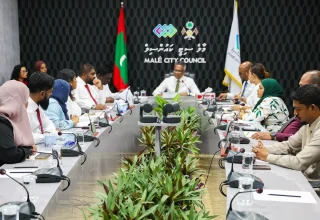 މާލެ ސިޓީ ކައުންސިލްގެ ރަސްމީ އާންމު ޖަލްސާއެއްގެ ތެރެއިން: ފޮޓޯ/ ސިޓީ ކައުންސިލް