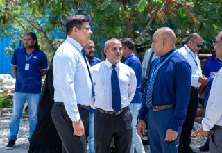 ސަރުކާރުގެ ޓެކްސީ ލައިނުގައި ބޭނުންކުރާ ވެހިކަލްތައް ޕާކުކުރުމަށް ކަނޑައެޅިފައިވާ ސަރަޙައްދު ބައްލަވާލެއްވުން
