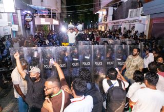 އިދިކޮޅު އެމްޑީޕީން ބޭއްވި މުޒާހަރާ/ ފޮޓޯ: އަވަސް