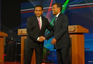 ކުރީގެ ރައީސް އަބްދުﷲ ޔާމީން އަދި މަޖިލީހުގެ ރައީސް ރައީސް މުހައްމަދު ނަޝީދު: ފައިލް ފޮޓޯ