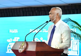 ރައީސް ޑރ މުޙައްމަދު މުއިއްޒު