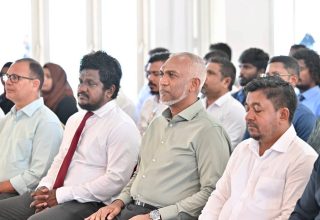 ރައީސް ޑރ މުޙައްމަދު މުއިއްޒު