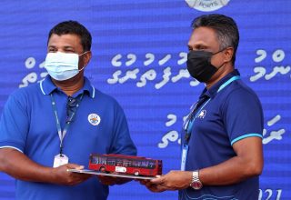 އެމްޓީސީސީއަށް އެމްޕީއެލްގެ ޢާންމު ދަތުރުފަތުރުގެ ޚިދުމަތް ބަދަލުކުރުމުގެ ރަސްމިއްޔާތު— ފޮޓޯ: ތިލަދުން