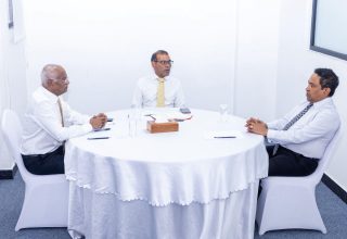 ތިން ރައީސުން އެކުގައި ބޭއްވި ބައްދަލުވުން