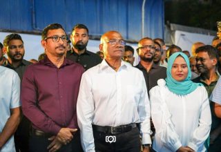 ޕީއެންސީގެ ފަރާތުން މާލޭ މޭޔަރަކަށް ވާދަކުރައްވާ މޫސާ އަލީ ޖަލީލްގެ ކްމްޕެއިން އޮފީސް ހުޅުވަން ބޭއްވި އިވެންޓުގެ ތެރެެއިން: ވަގުތު އިމޭޖްސް: އަހްމަދު އަޝްހާދު އަބްދުﷲ