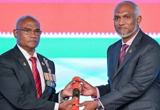 ރައީސް ޑރ މުހައްމަދު މުއިއްޒު މޫސާ އަލީ އަލީލްއަށް ނިޝާން އިއްޒަތުގެ ޝަރަފް އަރުވަނީ